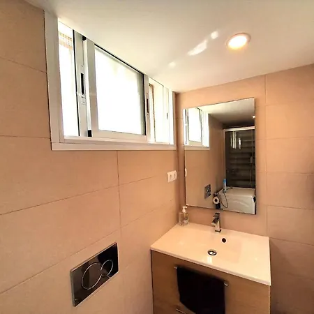 Apartment Independent La Reserve De